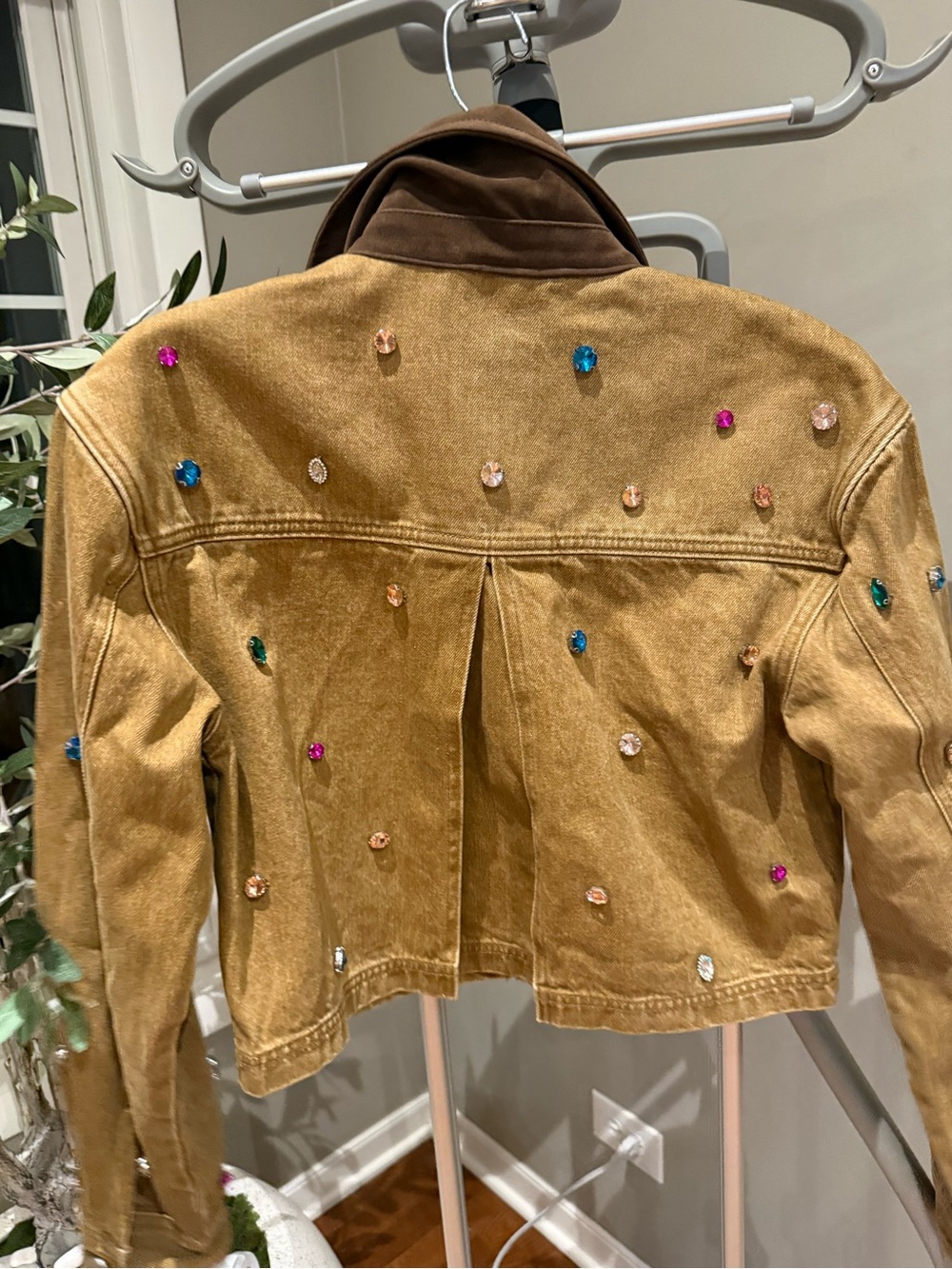 Avec Les Filles Embellished Cropped Barn Jacket - Picture 8 of 9